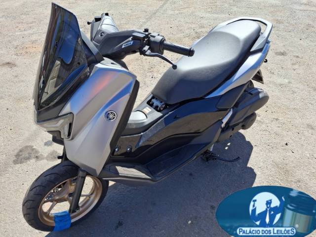 YAMAHA NMAX 160 24/25