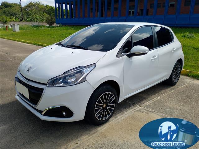 PEUGEOT 208 1.2 17/17
