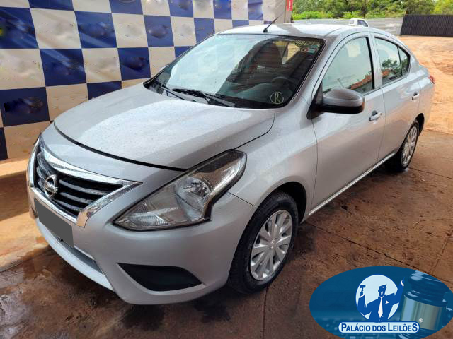 NISSAN VERSA 1.0 17/17