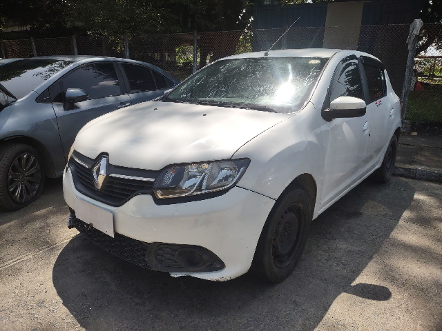 RENAULT SANDERO 1.6 15/15