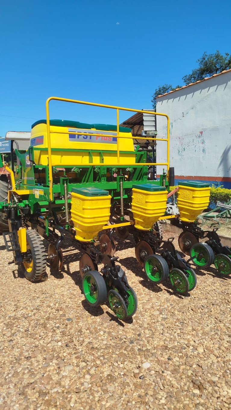 PLANTADEIRA TATU -  PST PLUS 2012